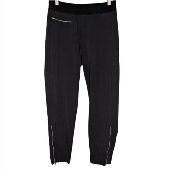 Athleta Trekkie Mod Crop Zip Ankle Pants Black Travel Hiking Commuter Activewear - Picture 2 of 10
